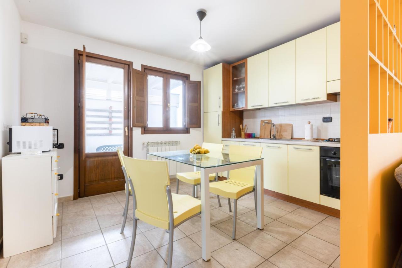 Apartmán Lecce Colorful Flat With Terrace & Parking Exteriér fotografie