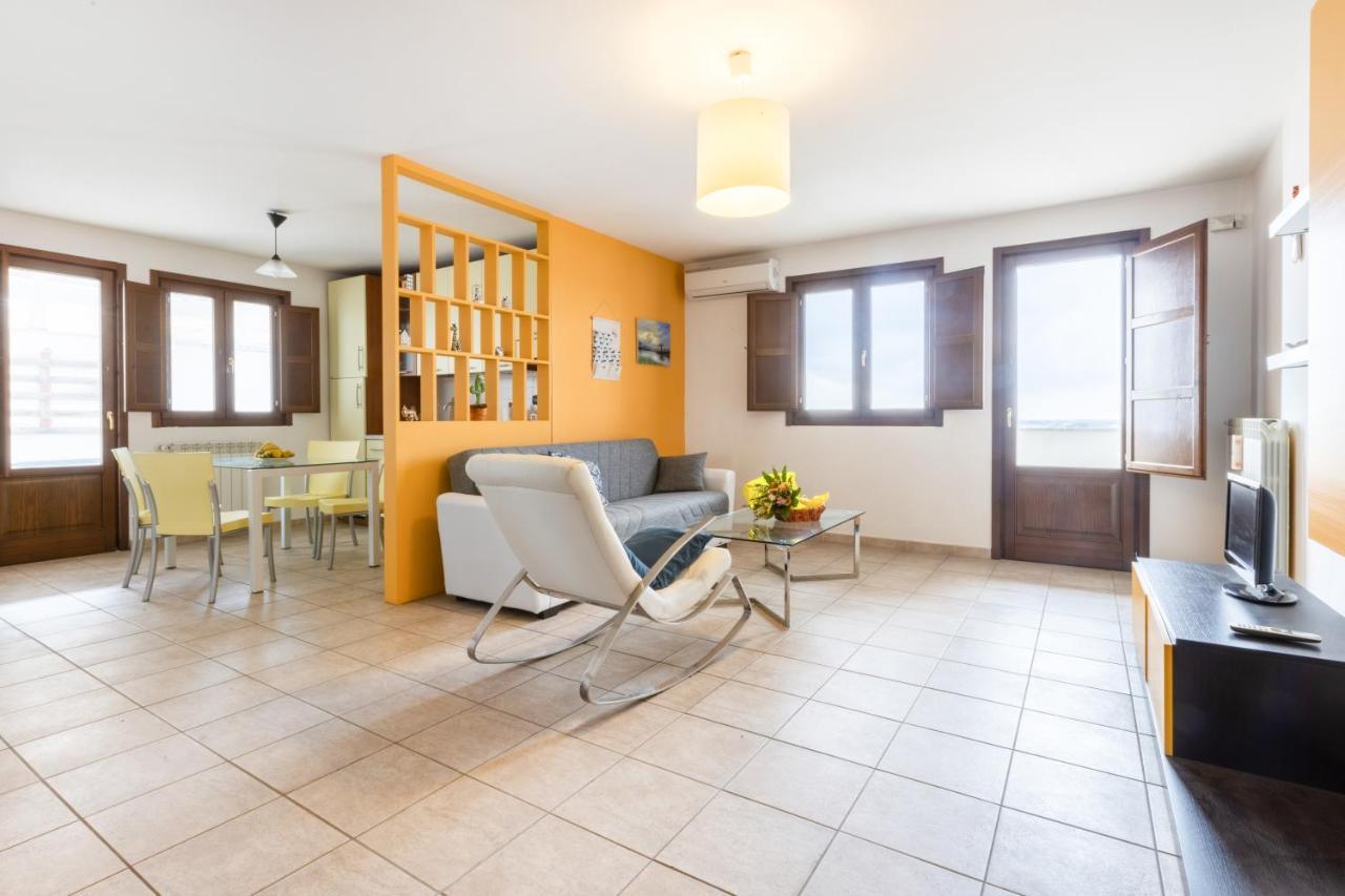 Apartmán Lecce Colorful Flat With Terrace & Parking Exteriér fotografie