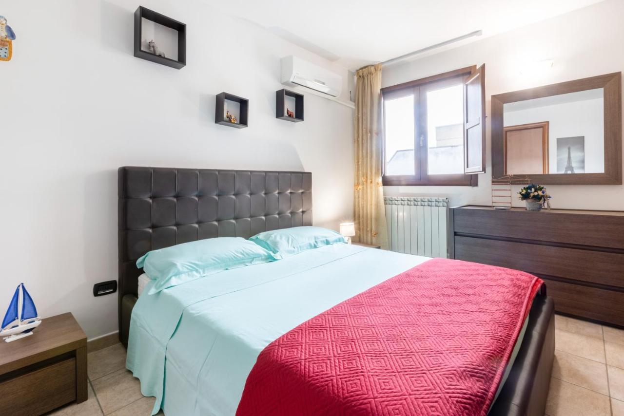 Apartmán Lecce Colorful Flat With Terrace & Parking Exteriér fotografie