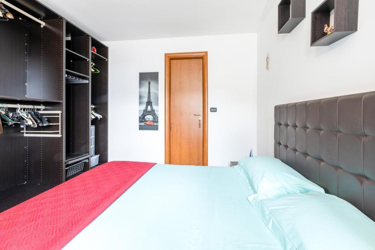 Apartmán Lecce Colorful Flat With Terrace & Parking Exteriér fotografie