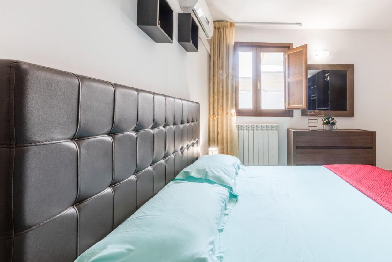 Apartmán Lecce Colorful Flat With Terrace & Parking Exteriér fotografie